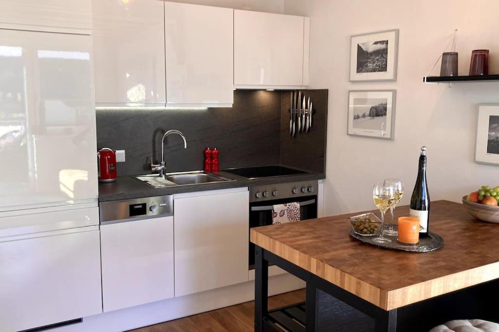 Apartment Hucklehaus Aich  Esterno foto